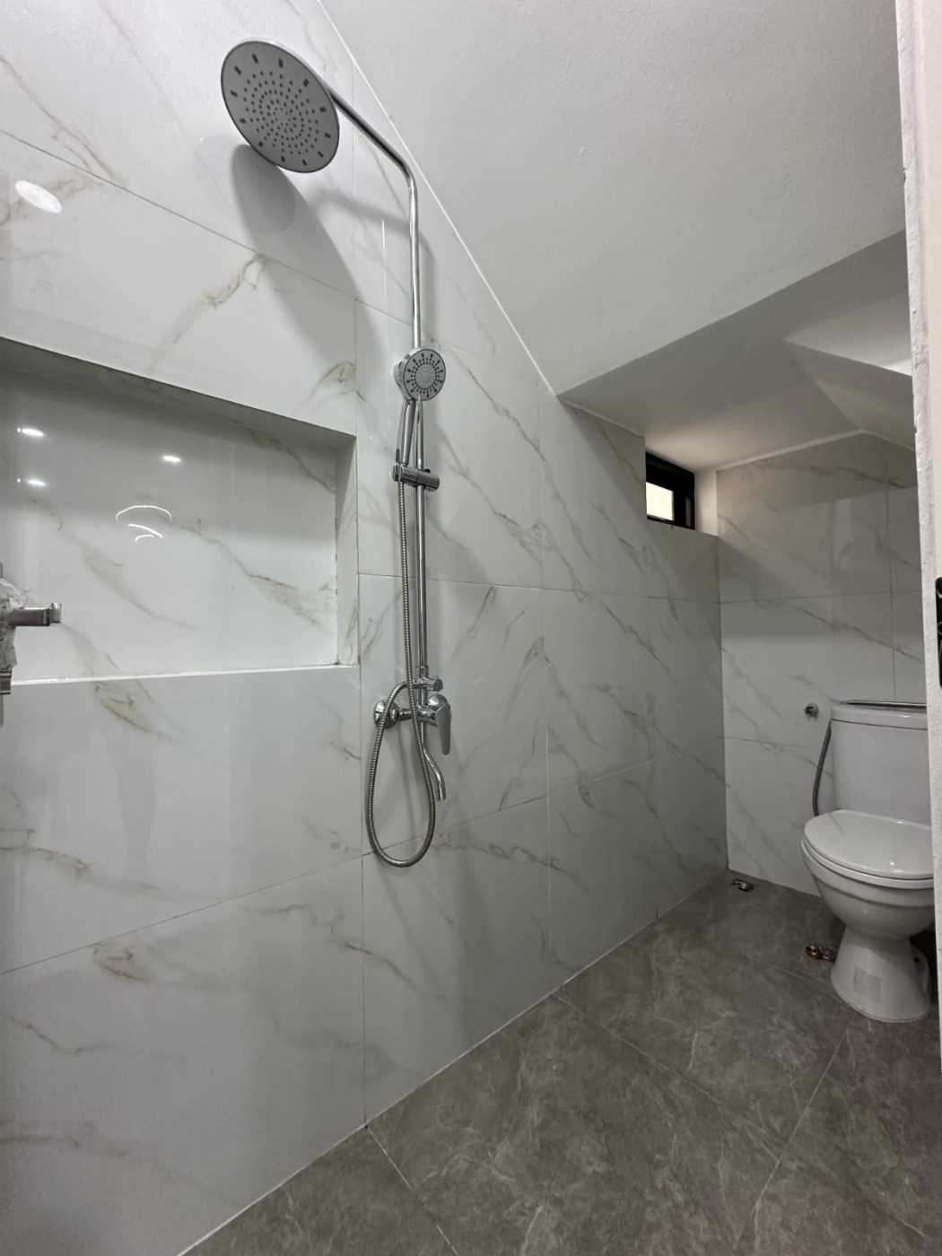 WhatsApp Image 2025-09-12 at 11.02.31 (1)